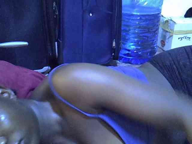 alora-skylar alora-skylar