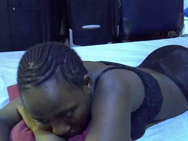 alora-skylar webcam