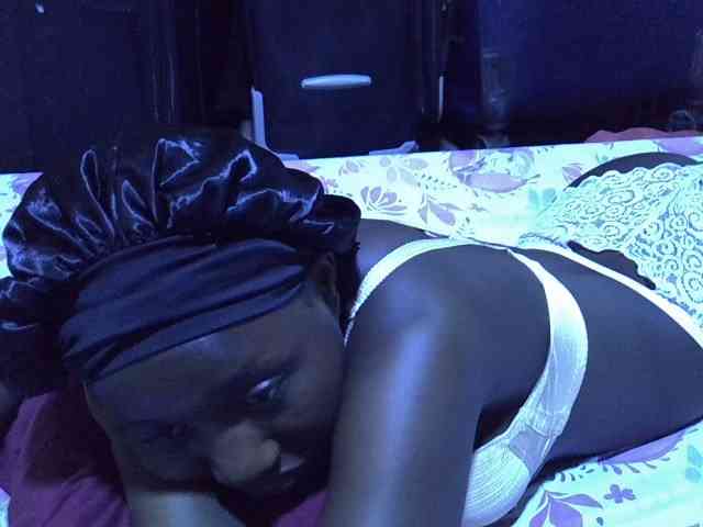 alora-skylar webcam