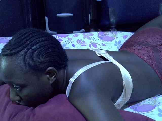 alora-skylar webcam
