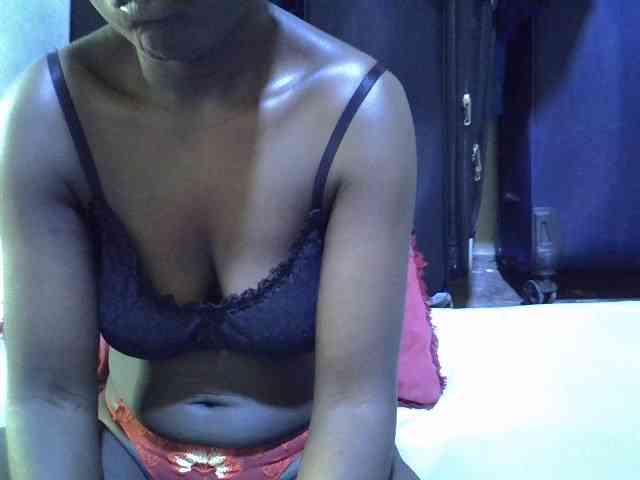 alora-skylar webcam