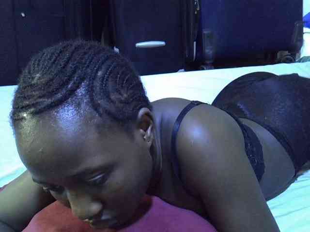 alora-skylar webcam