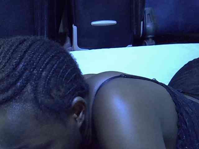 alora-skylar webcam