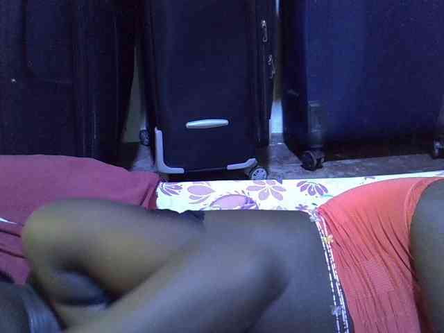alora-skylar webcam