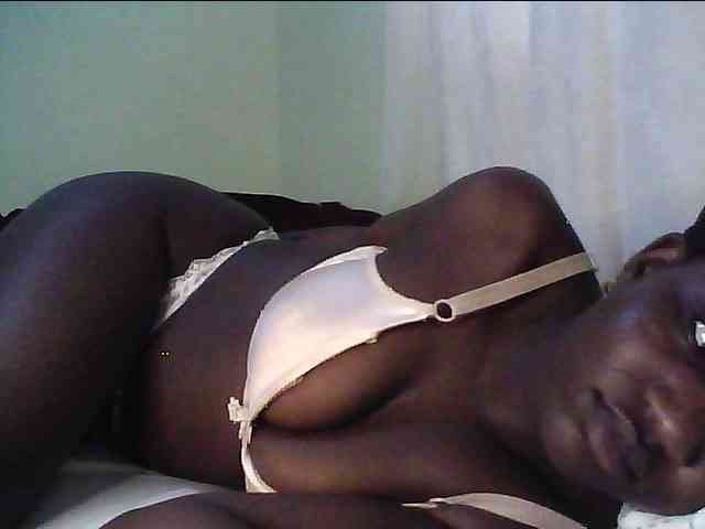 alora-skylar Live Webcam on BongaCams