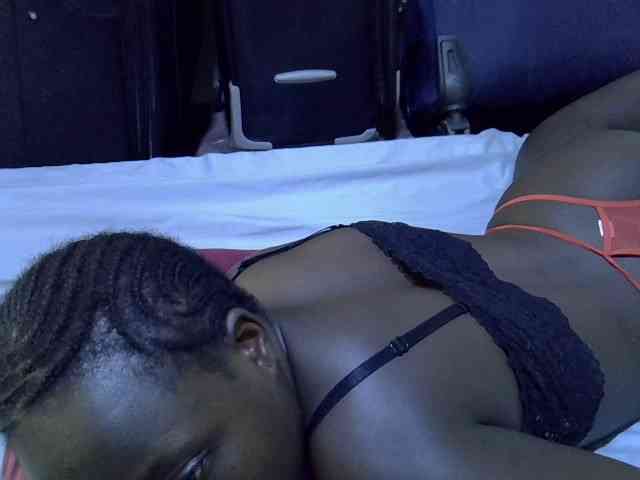 alora-skylar webcam