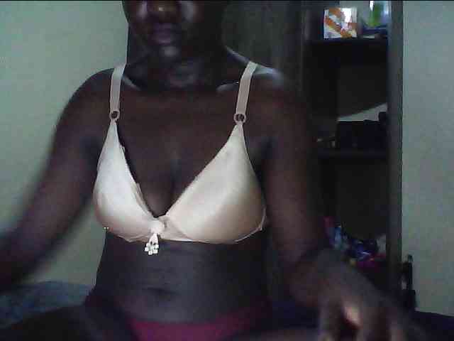 alora-skylar Live Webcam on BongaCams