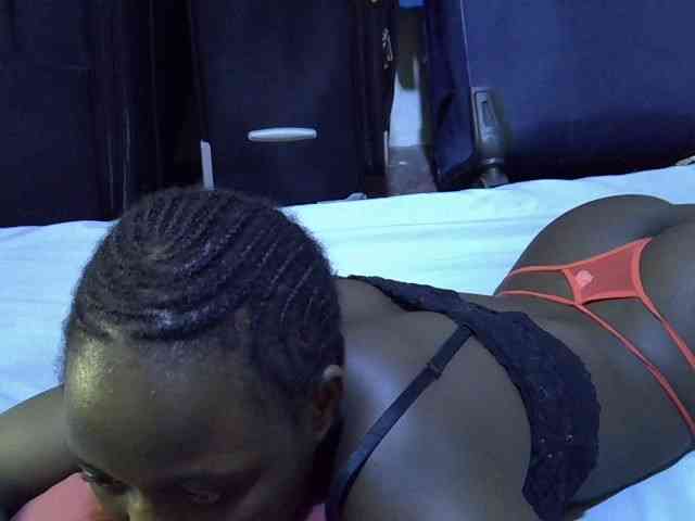 alora-skylar webcam