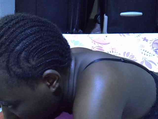 alora-skylar webcam