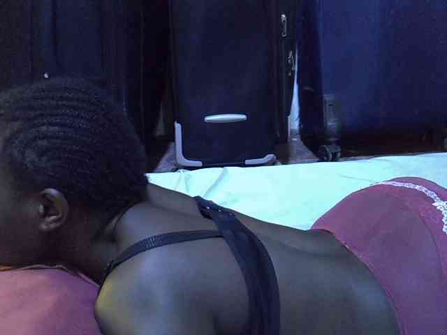 alora-skylar webcam
