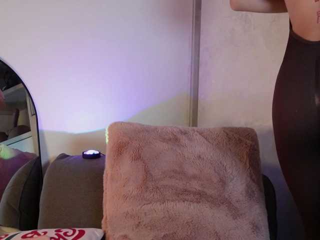 salome-brown's BongaCams show and profile