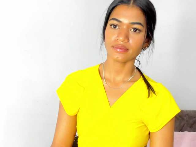 BarbieHotLaura's BongaCams show and profile