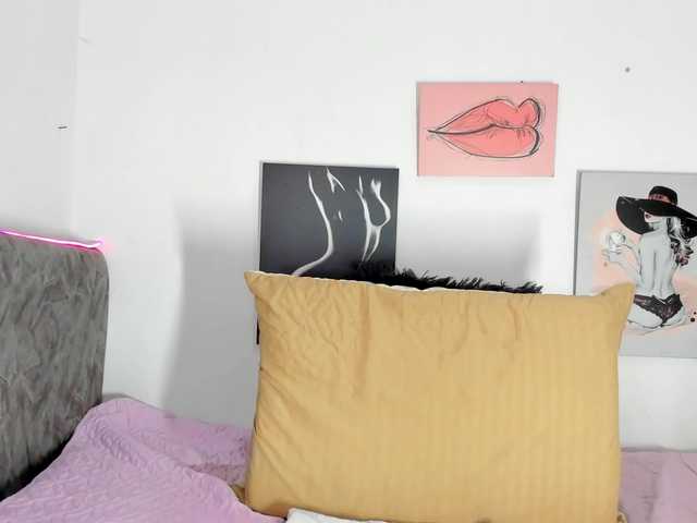 BarbieHotLaura's BongaCams show and profile