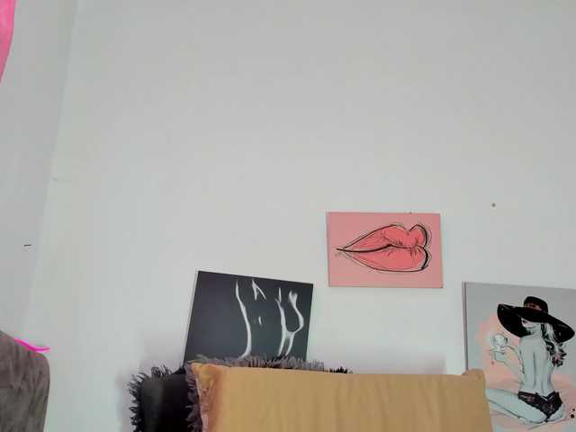 BarbieHotLaura's BongaCams show and profile