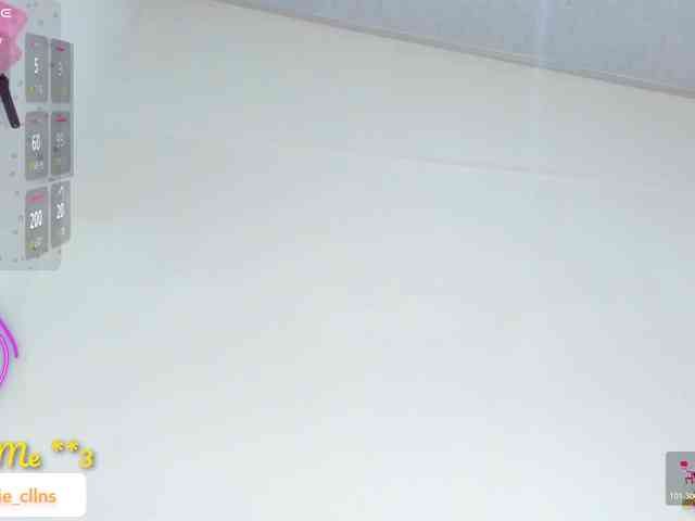 BarbieHotLaura webcam