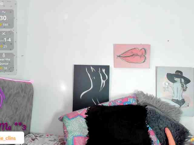 BarbieHotLaura webcam