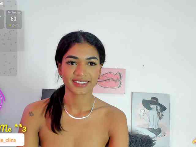 BarbieHotLaura webcam