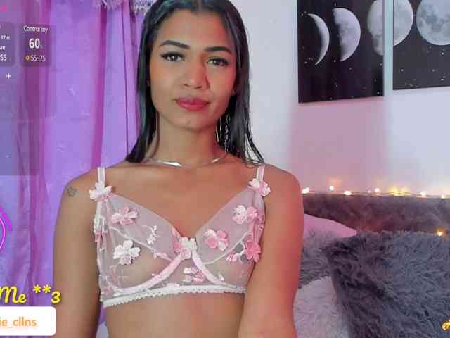 BarbieHotLaura webcam