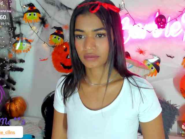 BarbieHotLaura webcam