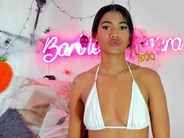 BarbieHotLaura BarbieHotLaura