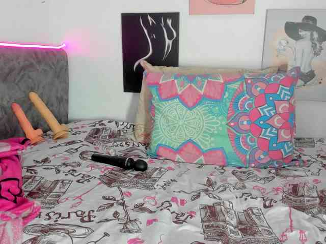 BarbieHotLaura BarbieHotLaura