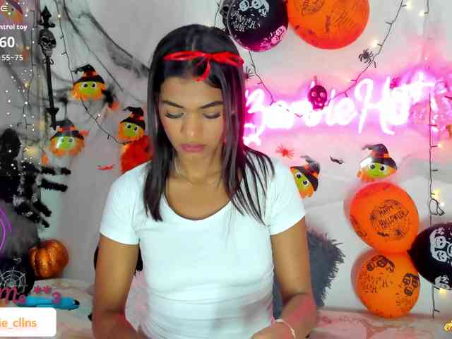 BarbieHotLaura webcam