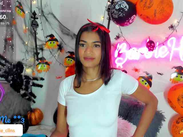 BarbieHotLaura webcam
