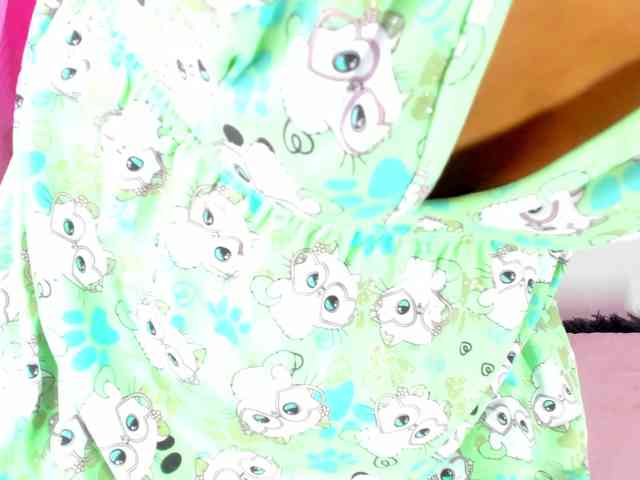 BarbieHotLaura webcam