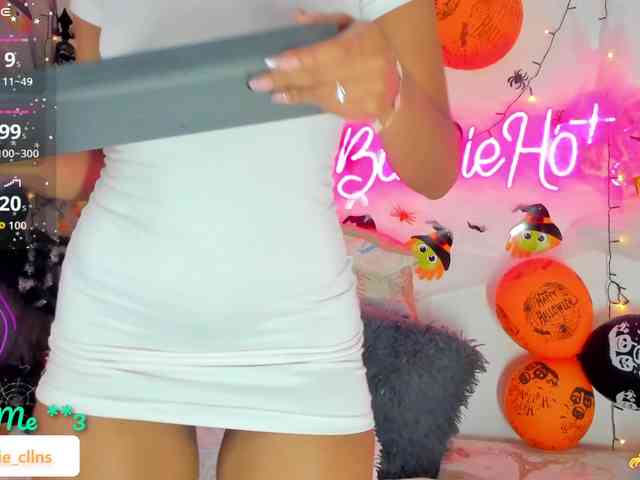 BarbieHotLaura webcam