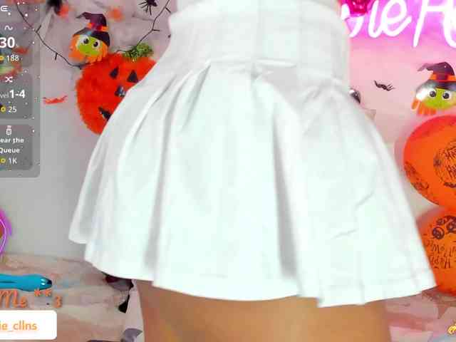 BarbieHotLaura webcam