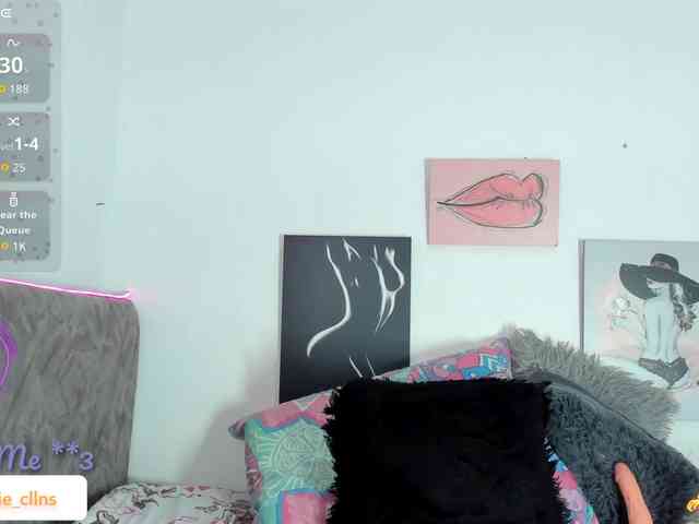 BarbieHotLaura webcam