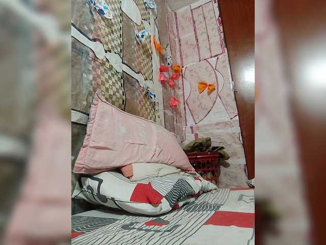 IMENET's BongaCams show and profile