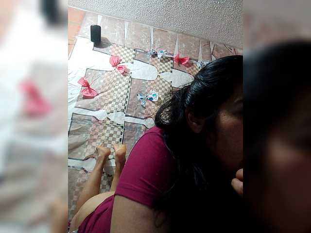 IMENET's BongaCams show and profile