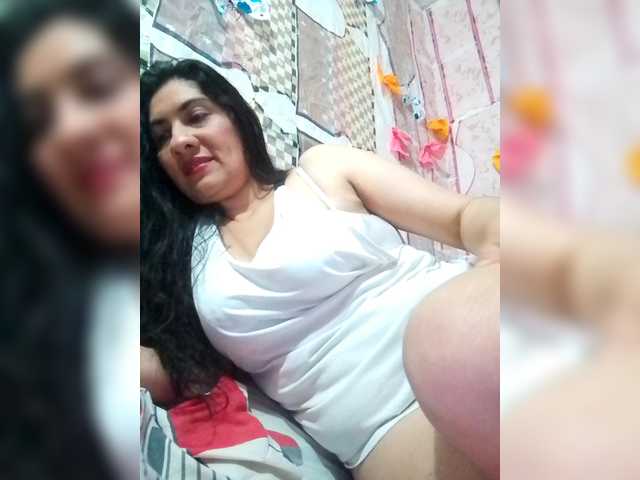 IMENET's BongaCams show and profile