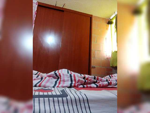 IMENET's BongaCams show and profile