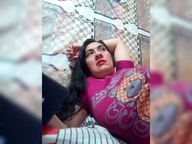 IMENET's BongaCams show and profile