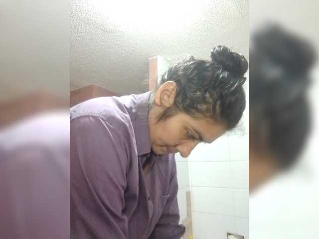 IMENET's BongaCams show and profile