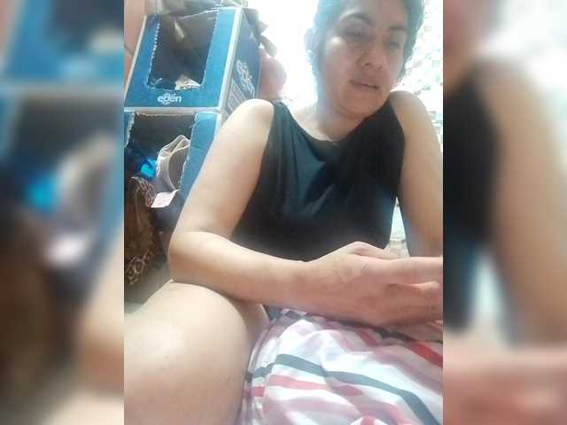 IMENET's BongaCams show and profile