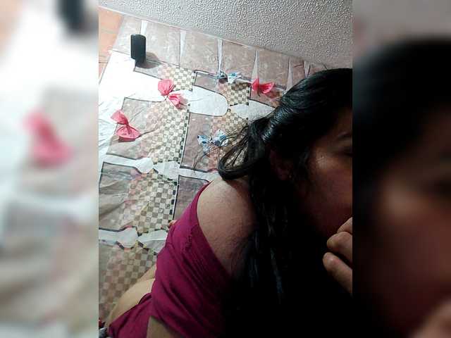 IMENET's BongaCams show and profile