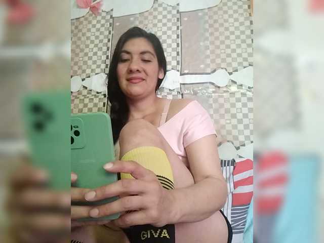 IMENET's BongaCams show and profile