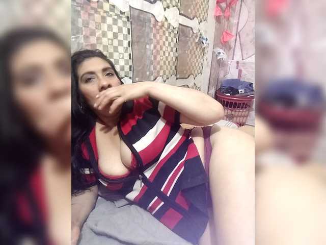 IMENET's BongaCams show and profile