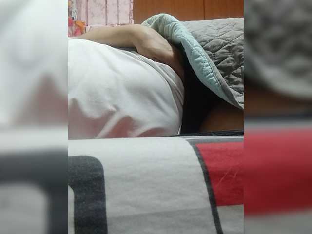 IMENET's BongaCams show and profile