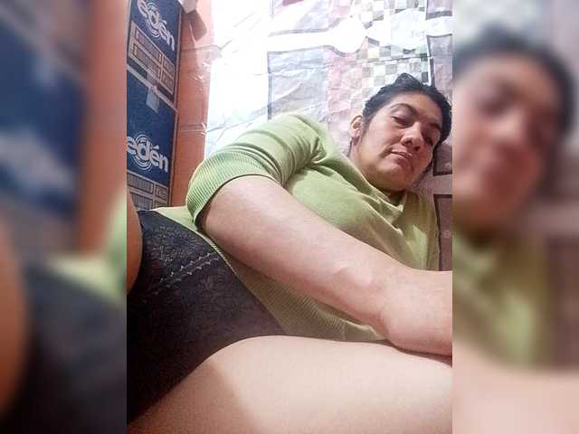 IMENET's BongaCams show and profile