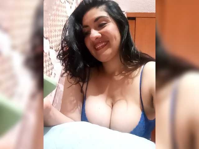 IMENET's BongaCams show and profile