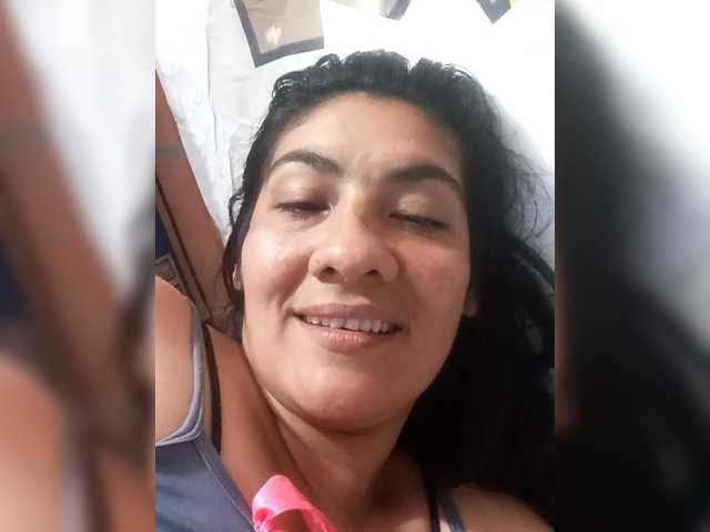 IMENET's BongaCams show and profile