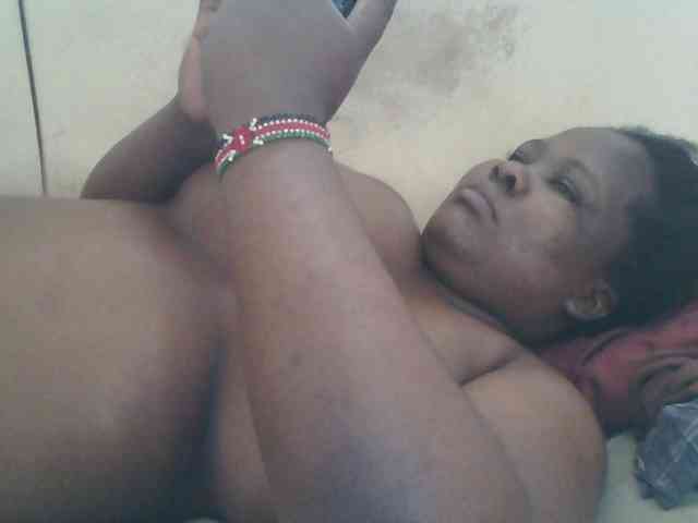 Sexymummy webcam