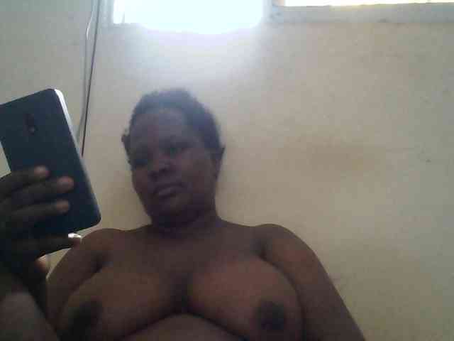 Sexymummy webcam