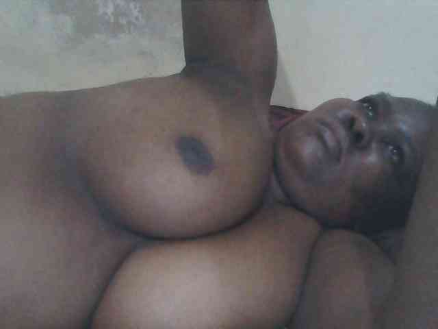 Sexymummy webcam