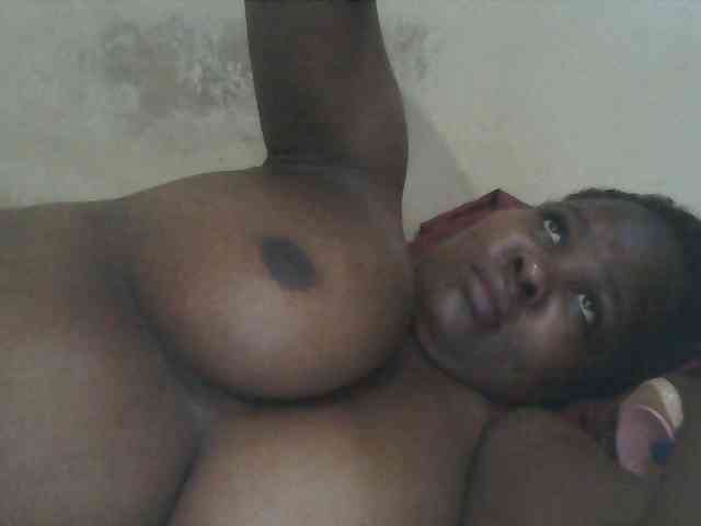 Sexymummy Live Webcam on BongaCams