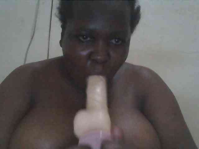 Sexymummy webcam